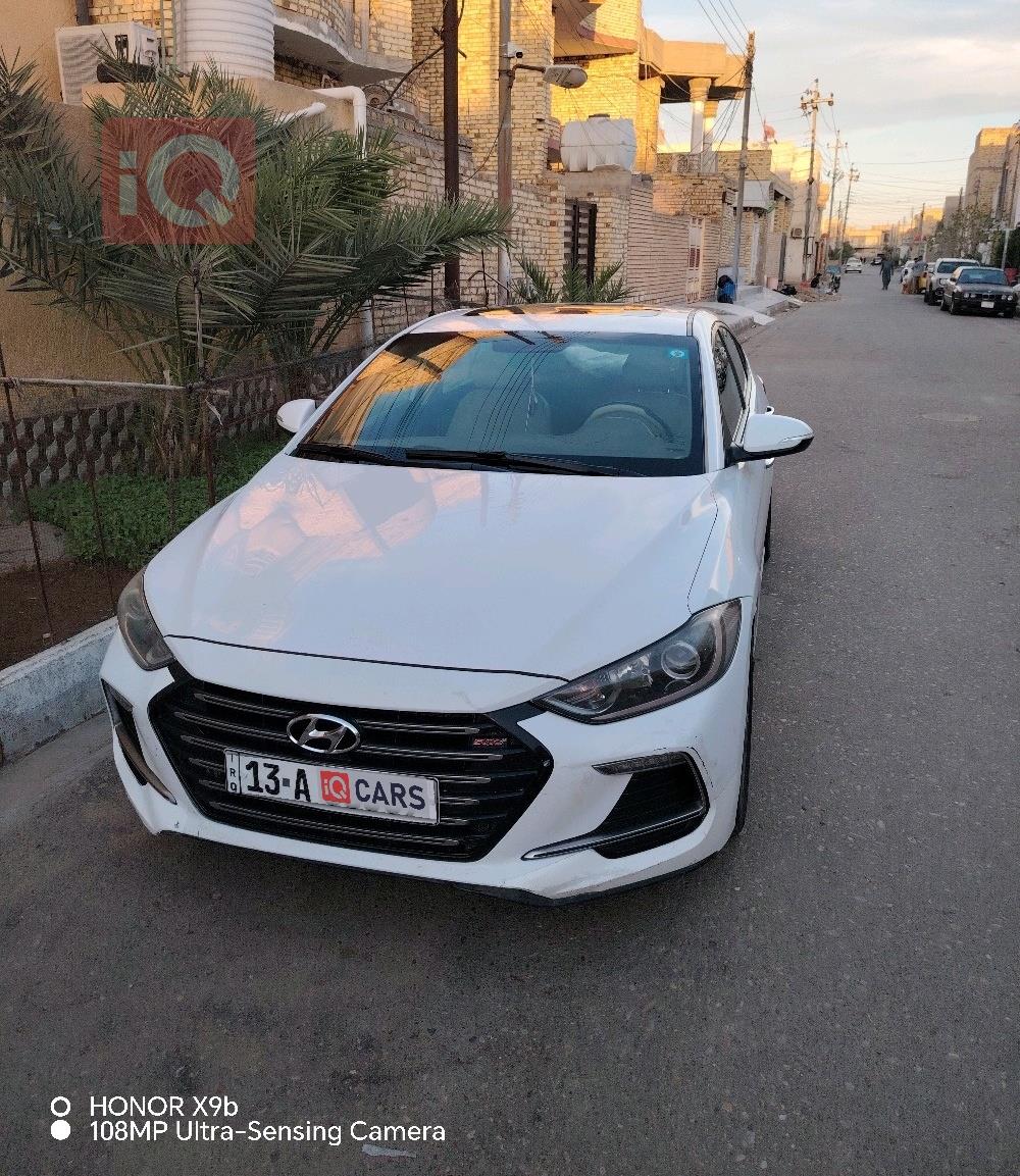 هيونداي النترا